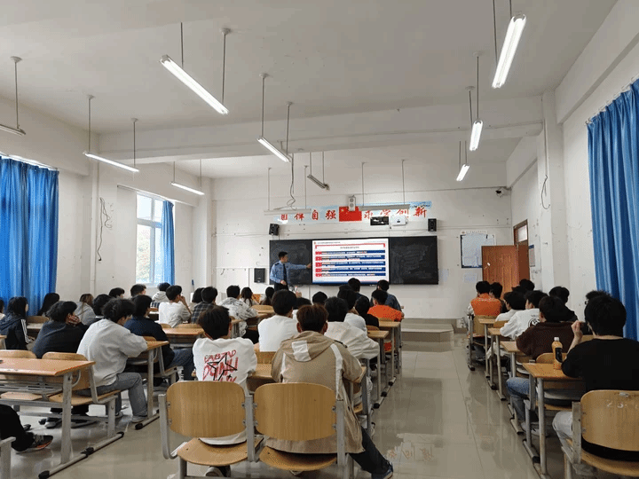 beat365唯一官方网站“一站式”新青年学生社区开展“警校同心·反诈同行”网络安全教育宣讲活动